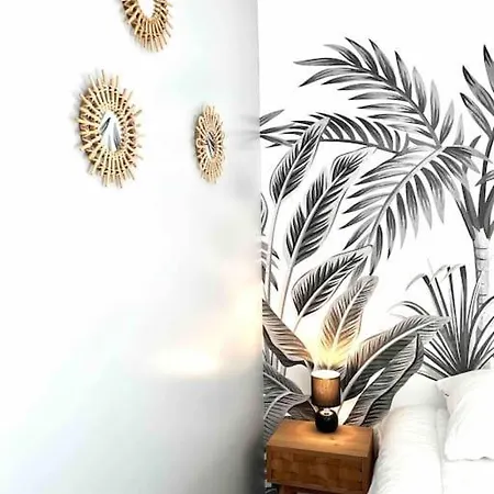 Entre Et Detente Aux Conches, Maison Avec Terrasse Et Jardin Prive Vakantiehuis